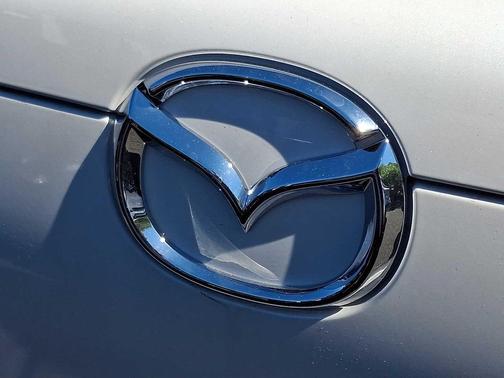 Snowflake White Pearl Mica 2026 Mazda CX-30 2.5 S