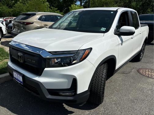 Platinum White Pearl 2024 Honda Ridgeline RTL