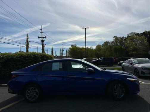 Intense Blue 2024 Hyundai ELANTRA SEL