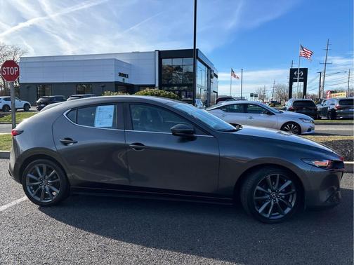 2019 Mazda Mazda3 FWD w/Preferred Package