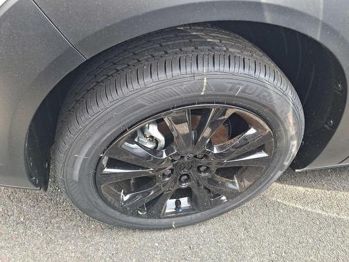 Snowflake White Pearl Mica 2026 Mazda CX-30 2.5 Turbo