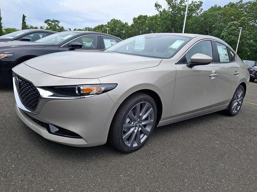 Platinum Quartz Metallic 2026 Mazda Mazda3 FWD w/Preferred Package
