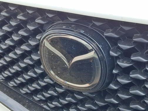 Snowflake White Pearl Mica 2026 Mazda CX-30 2.5 S