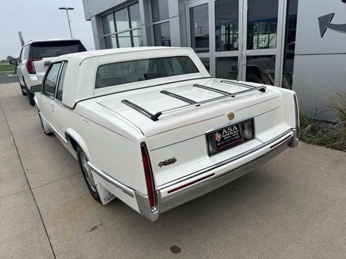 1991 Cadillac DeVille Base