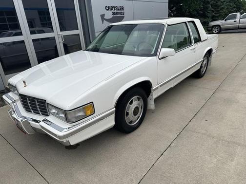 1991 Cadillac DeVille Base
