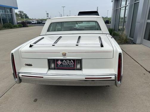 1991 Cadillac DeVille Base