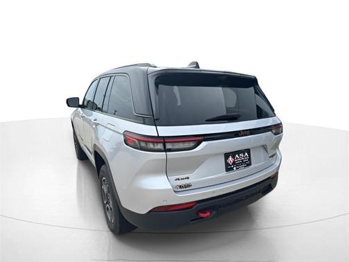 2022 Jeep Grand Cherokee Trailhawk