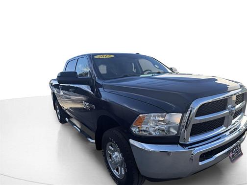 2017 RAM 2500 Tradesman Crew Cab 4x4 6'4' Box