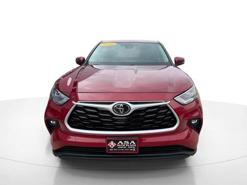 2020 Toyota Highlander LE