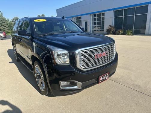 2017 GMC Yukon XL Denali