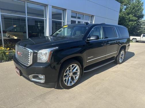 2017 GMC Yukon XL Denali