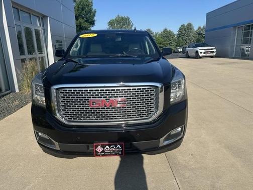 2017 GMC Yukon XL Denali