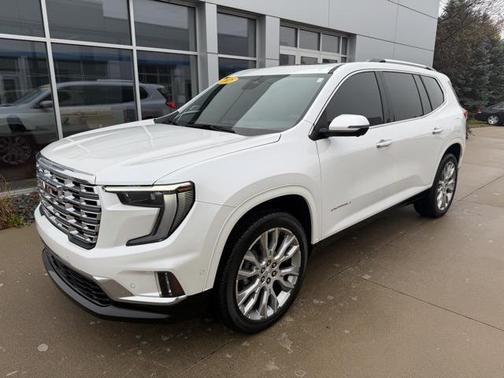 2025 GMC Acadia Denali