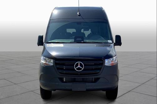 2025 Mercedes-Benz Sprinter 2500 High Roof