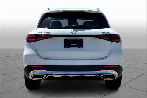 2025 Mercedes-Benz GLC 300 4MATIC