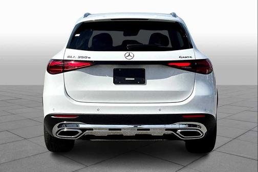 2025 Mercedes-Benz GLC 350e Base