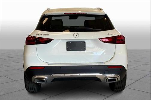2025 Mercedes-Benz GLA 250 4MATIC