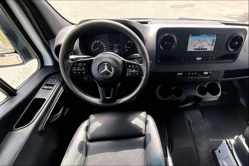 Arctic White 2020 Mercedes-Benz Sprinter 2500 Standard Roof