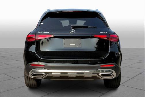2025 Mercedes-Benz GLC 300 4MATIC