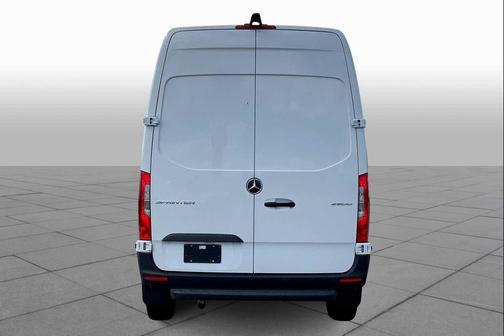 2025 Mercedes-Benz Sprinter 2500 Standard Roof
