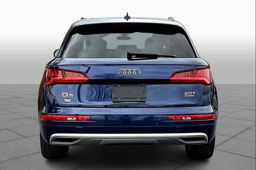 2018 Audi Q5 2.0T Premium Plus