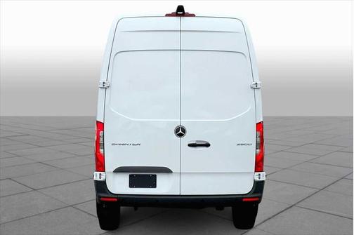 2025 Mercedes-Benz Sprinter 2500 Standard Roof