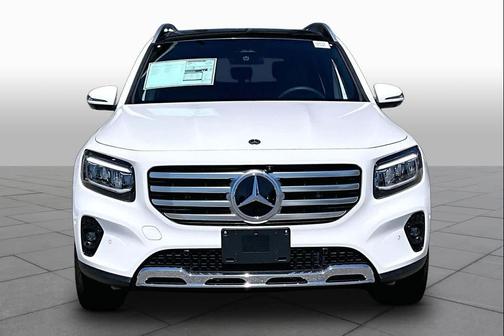 Polar White 2026 Mercedes-Benz GLB 250 4MATIC