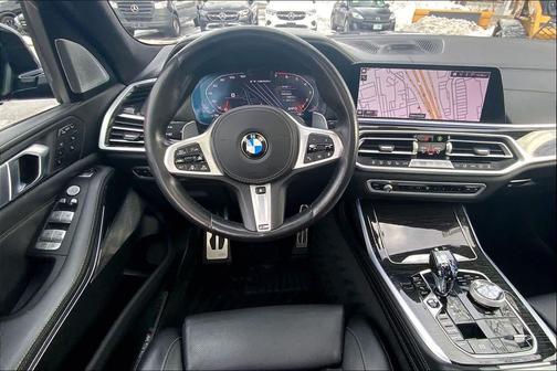 2020 BMW X7 M50i