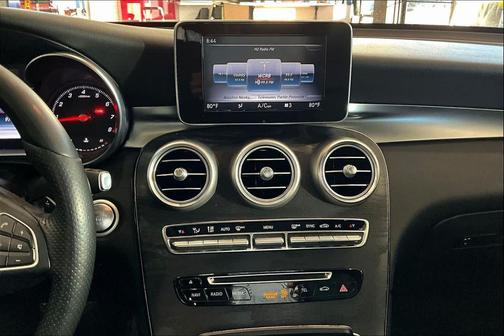 2018 Mercedes-Benz GLC 300 4MATIC