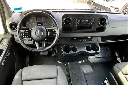 2021 Mercedes-Benz Sprinter 2500 Standard Roof