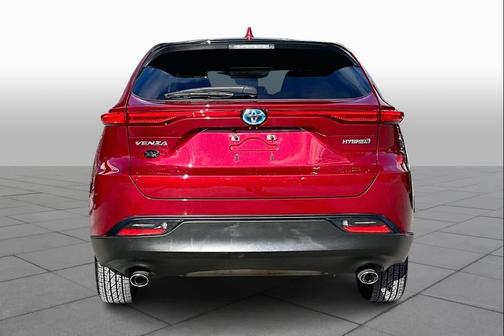 2022 Toyota Venza LE