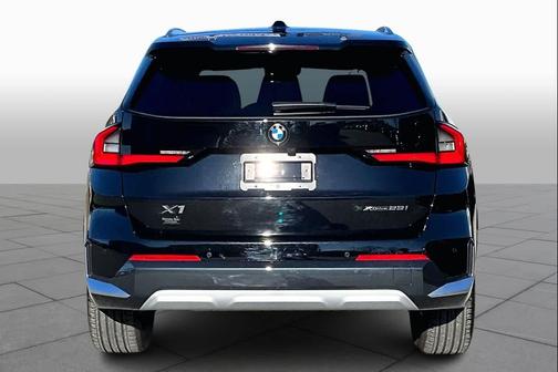 Jet Black 2025 BMW X1 xDrive28i
