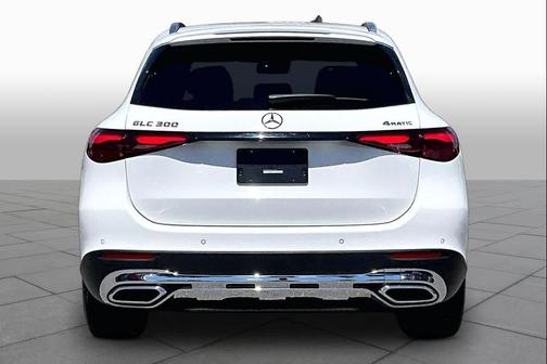 Polar White 2026 Mercedes-Benz GLC 300 4MATIC