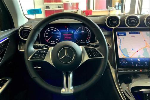 2025 Mercedes-Benz GLC 350e Base
