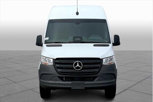 2025 Mercedes-Benz Sprinter 2500 Standard Roof