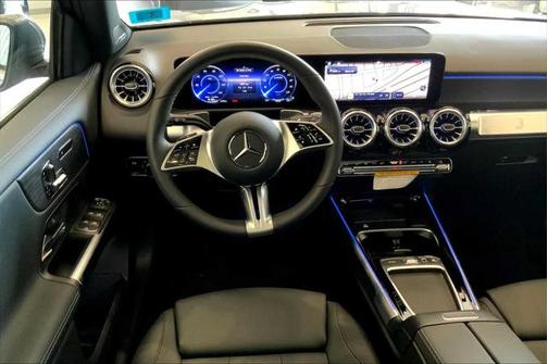2025 Mercedes-Benz EQB 300 4MATIC