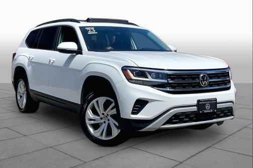 Pure White 2023 Volkswagen Atlas 3.6L SE w/Technology