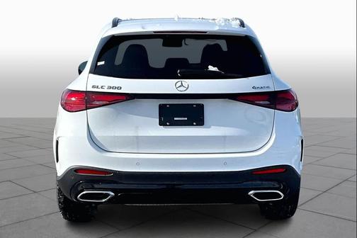 2026 Mercedes-Benz GLC 300 4MATIC
