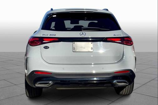 2025 Mercedes-Benz GLC 300 4MATIC