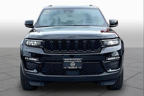 Diamond Black Crystal Pearlcoat 2025 Jeep Grand Cherokee Limited