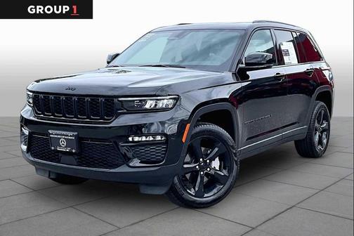 Diamond Black Crystal Pearlcoat 2025 Jeep Grand Cherokee Limited