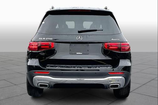 2025 Mercedes-Benz GLB 250 4MATIC