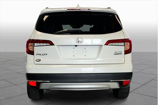 2021 Honda Pilot AWD Elite