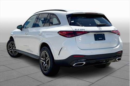 2025 Mercedes-Benz GLC 300 4MATIC