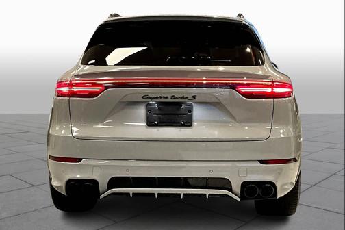 2022 Porsche Cayenne Cayenne Turbo S E-Hybrid