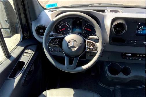 2023 Mercedes-Benz Sprinter 2500 Standard Roof