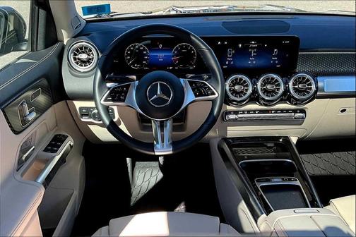 2025 Mercedes-Benz GLB 250 4MATIC