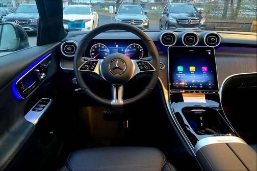 2025 Mercedes-Benz GLC 300 4MATIC
