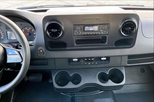 2019 Mercedes-Benz Sprinter 2500 Standard Roof