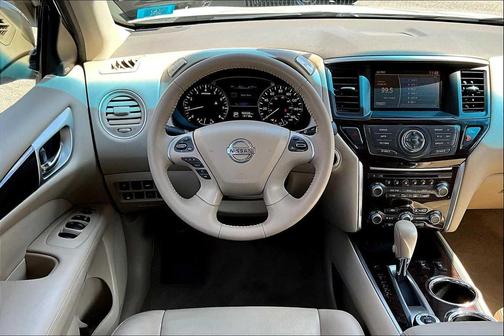 2015 Nissan Pathfinder SL